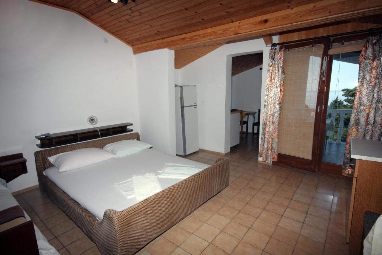 Apartments By The Sea Suha Punta, Rab - 5050 Kampor Exterior photo